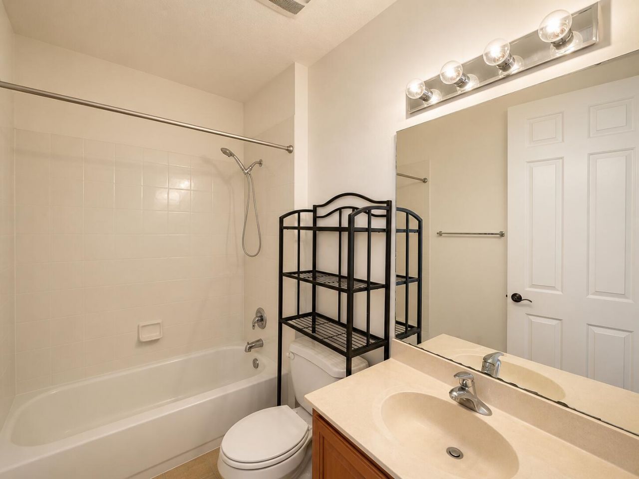780 Marina Del Ray Lane, Unit 4, West Palm Beach, FL 33401 Photo