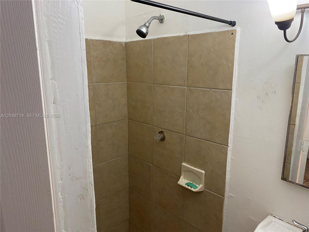 2460 NW 15th St , Unit 4, Miami, FL 33125 Photo