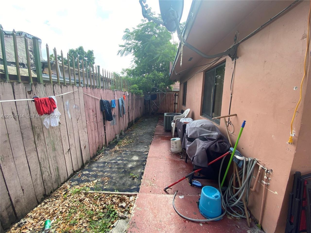 2460 NW 15th St , Unit 4, Miami, FL 33125 Photo