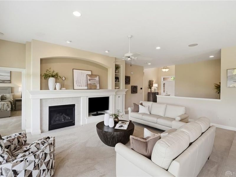 10099 Putterview Way, Centerville, OH 45458 Photo 8
