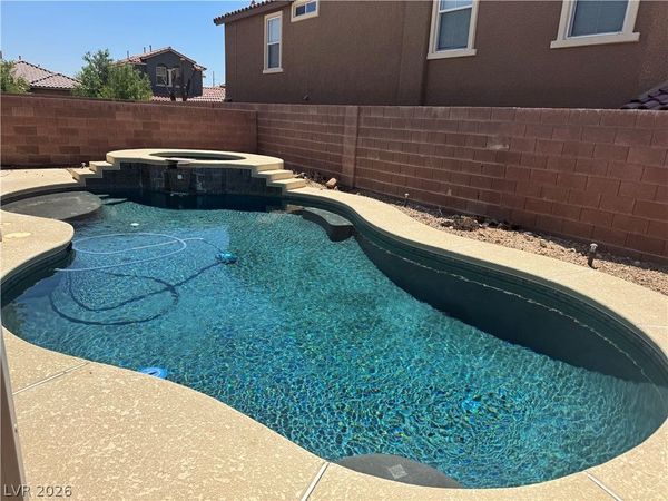 9113 Parkstone Avenue , Las Vegas, NV 89178