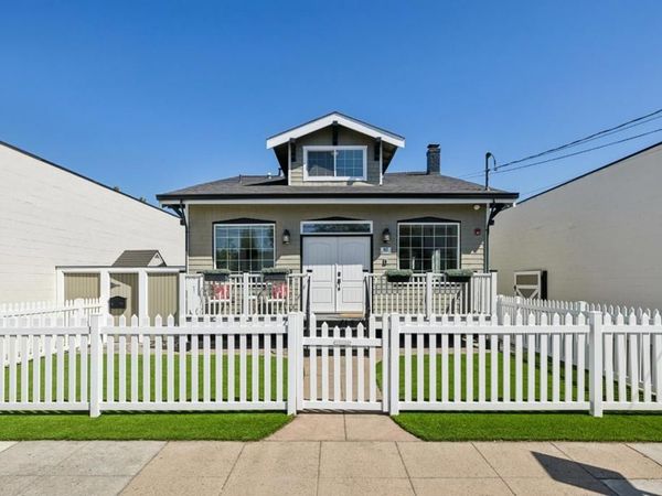 917 Howard Avenue, Burlingame, CA 94010