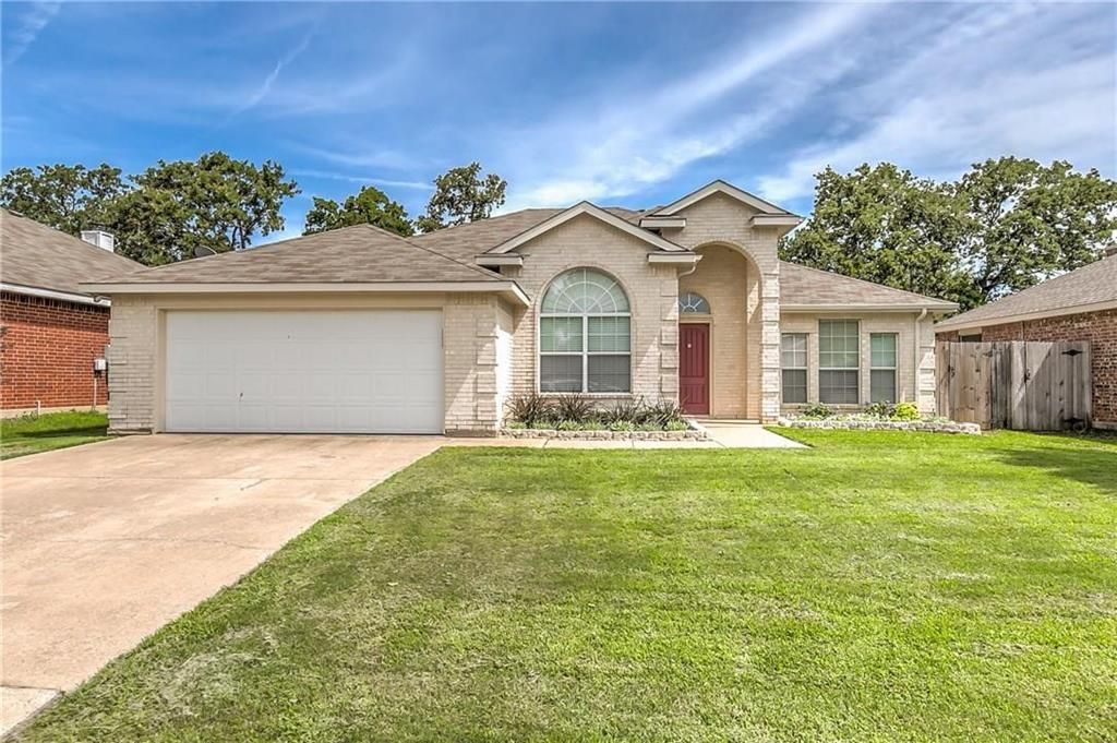 1117 Hidden Glade Drive, Mansfield, TX 76063 Main Photo