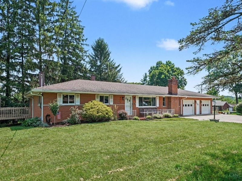 6417 Mapleton Avenue, Delhi Twp, OH 45233 Photo 2