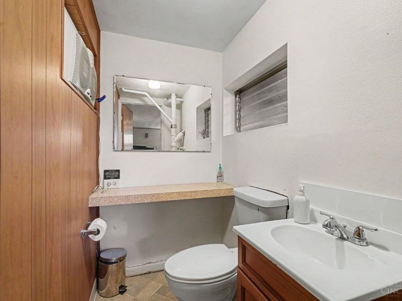 6417 Mapleton Avenue, Delhi Twp, OH 45233 Photo 32