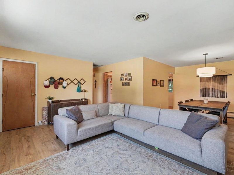 6417 Mapleton Avenue, Delhi Twp, OH 45233 Photo 7
