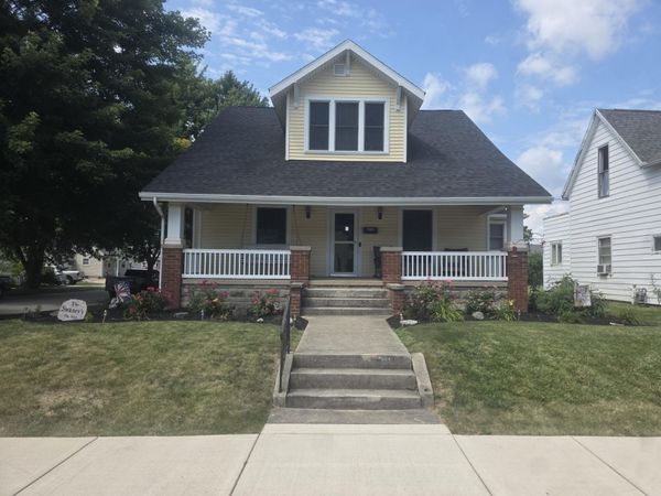 512 W Benton Street, Wapakoneta, OH 45895
