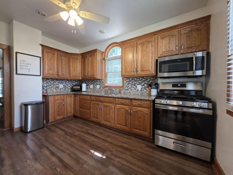 512 W Benton Street, Wapakoneta, OH 45895 Photo 15
