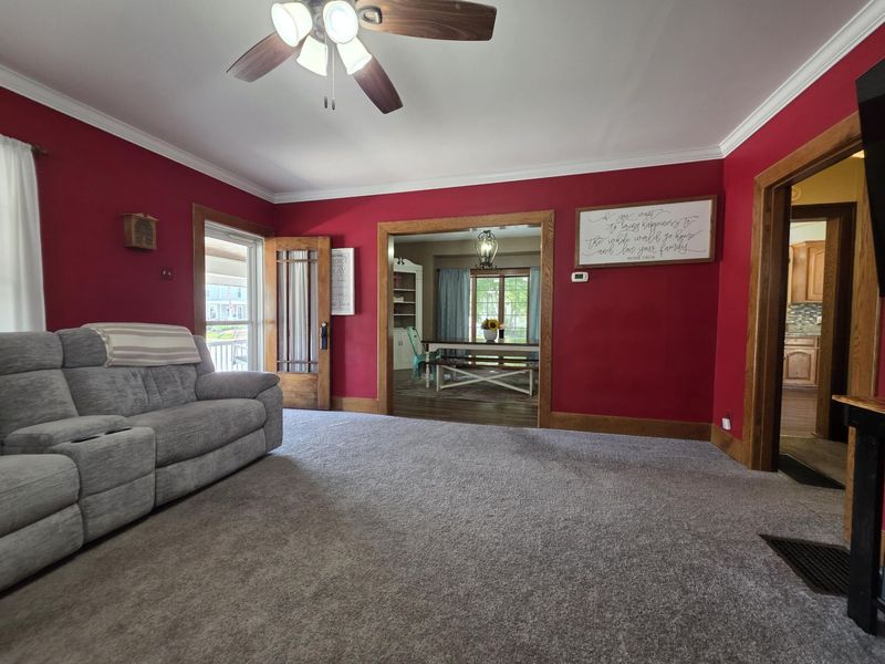 512 W Benton Street, Wapakoneta, OH 45895 Photo 6