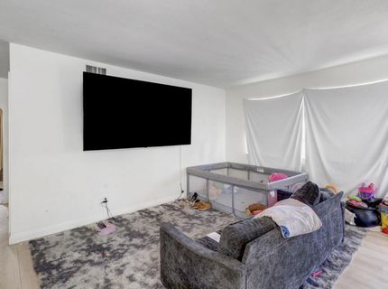 7384 Franklin Blvd #4, Unit 4, Sacramento, CA 95823 Photo