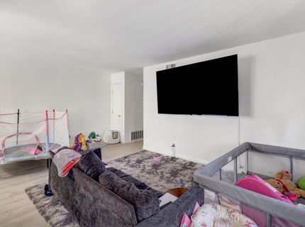 7384 Franklin Blvd #4, Unit 4, Sacramento, CA 95823 Photo
