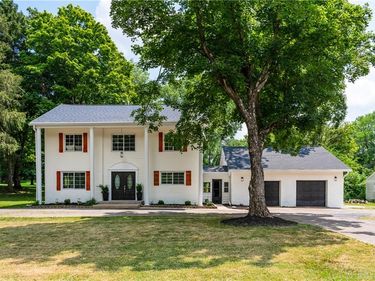 1948 Grange Hall Road, Beavercreek, OH 45432