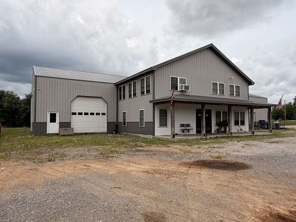 2196 Carneal Ln , Oak Grove, KY 42262