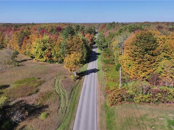 199 White Road , Parish, NY 13131
