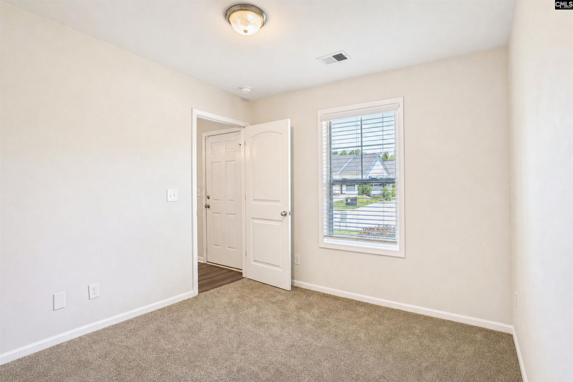 416 Pitchling Drive  Photo 6