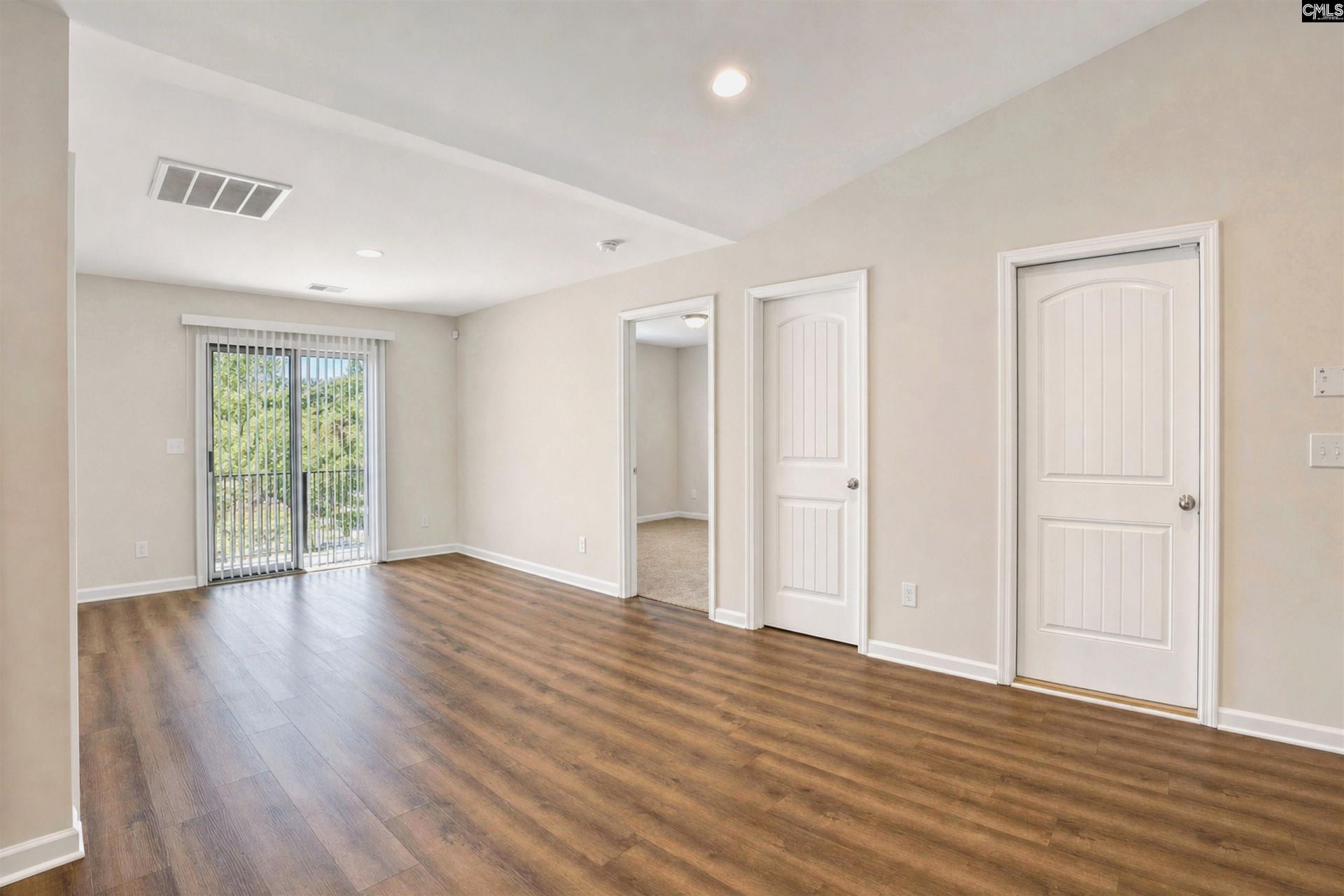 416 Pitchling Drive  Photo 8