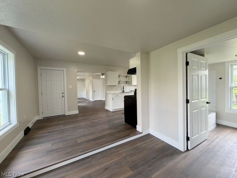 404 5th Street NW, New Philadelphia, OH 44663 Photo 13