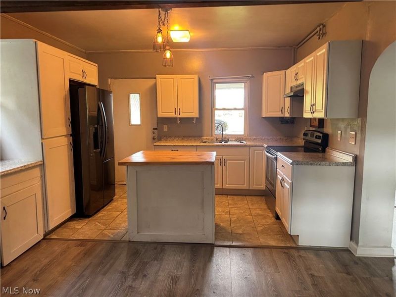 1530 Collier Road, Akron, OH 44320 Photo 14