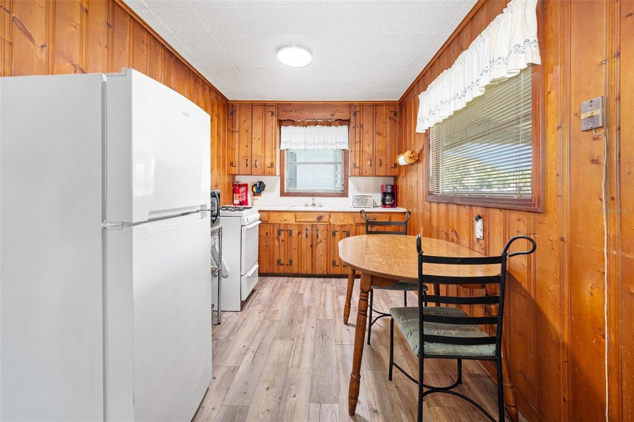 55521 Front Street , Astor, FL 32102 Photo