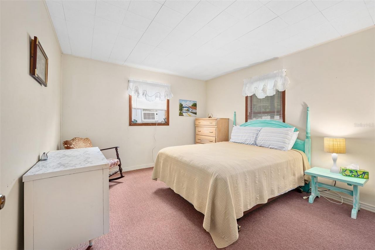 55521 Front Street , Astor, FL 32102 Photo