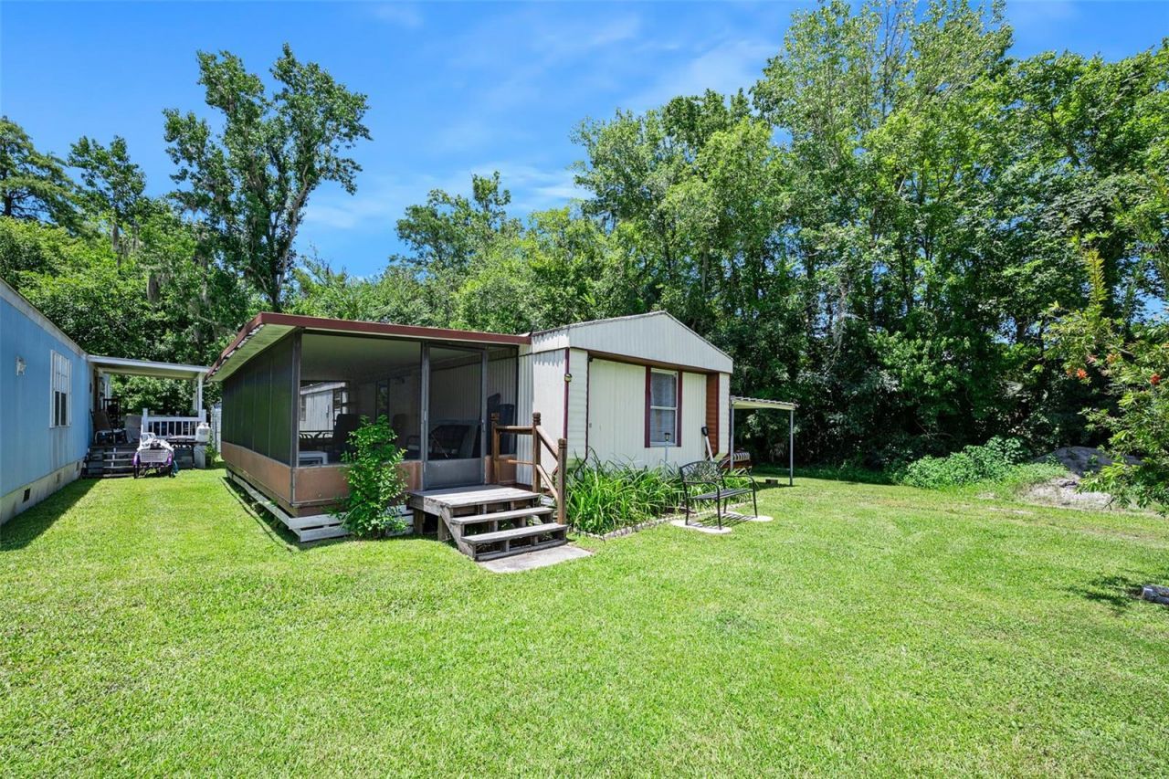55521 Front Street , Astor, FL 32102 Photo