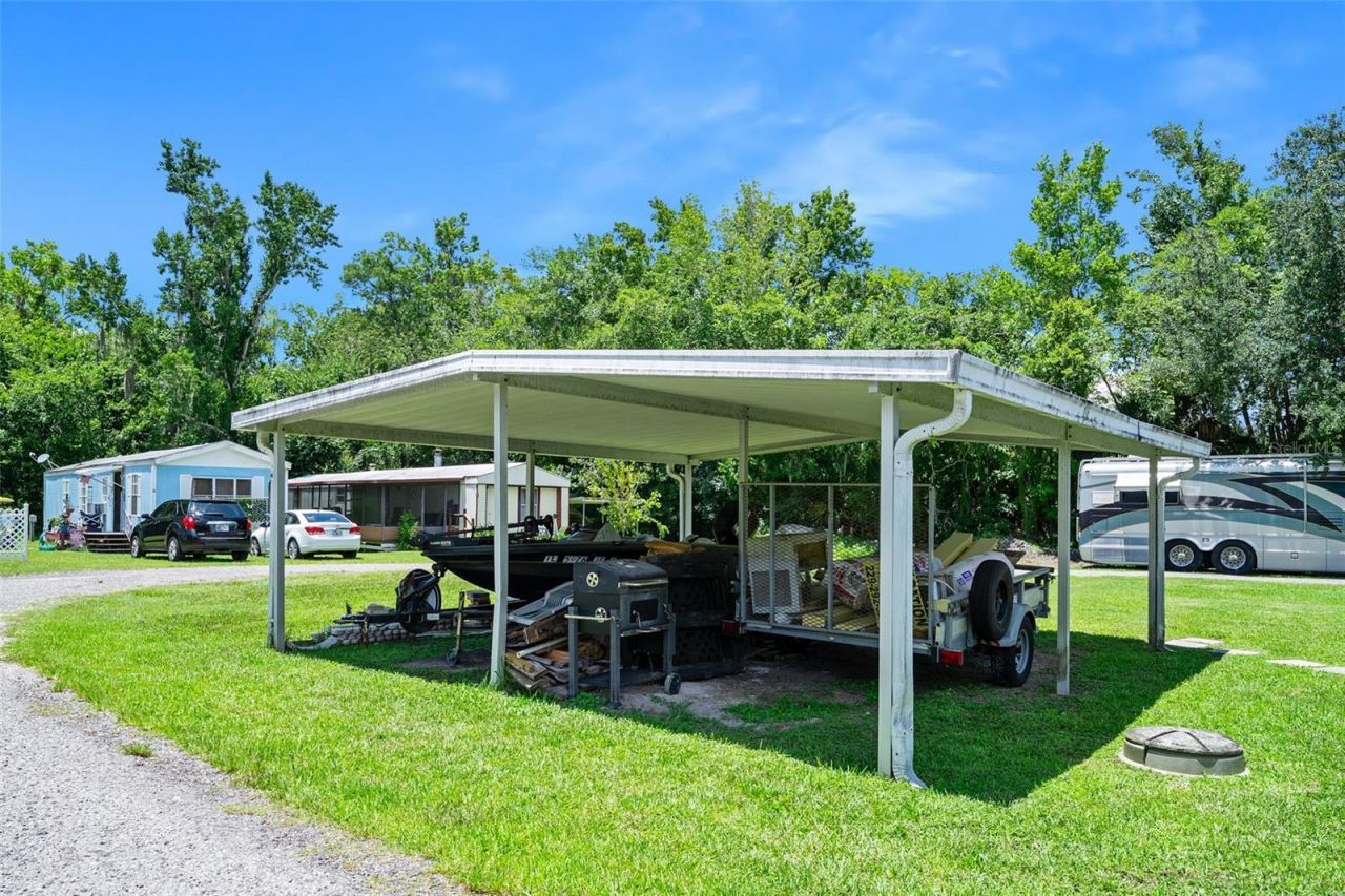 55521 Front Street , Astor, FL 32102 Photo