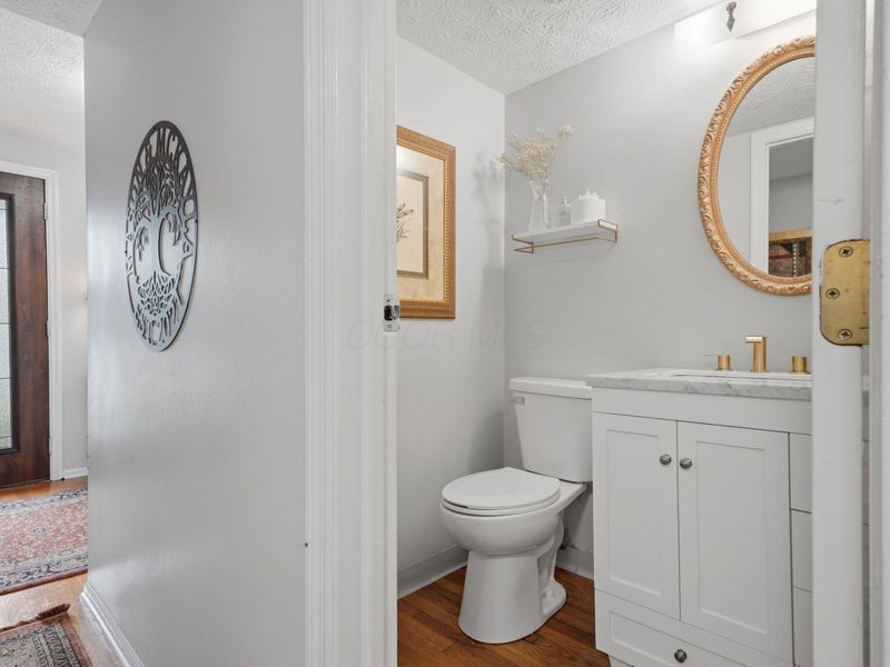 3813 Quail Hollow Drive, Columbus, OH 43228 Photo 13