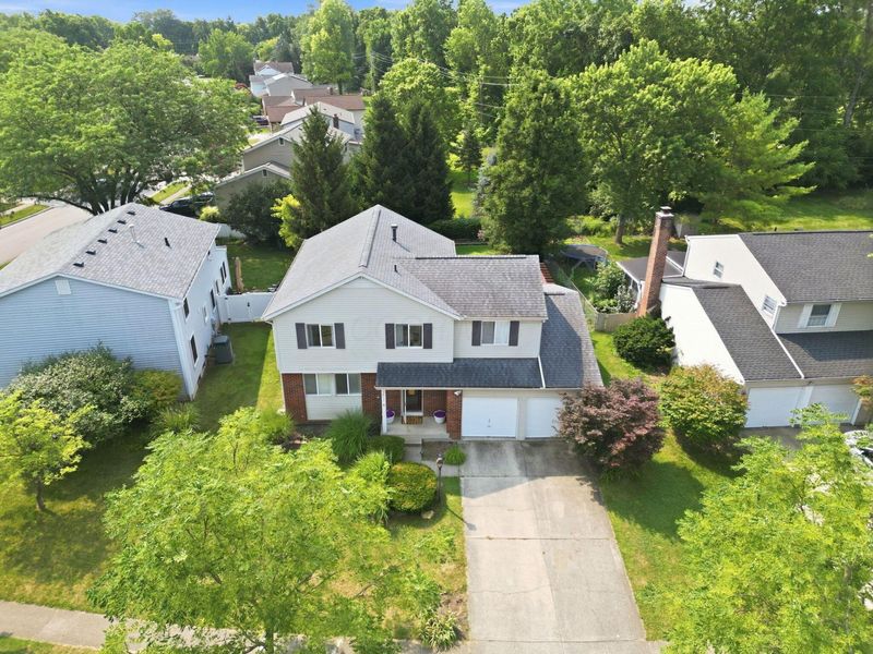 3813 Quail Hollow Drive, Columbus, OH 43228 Photo 2