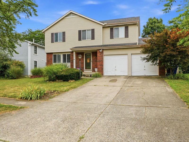 3813 Quail Hollow Drive, Columbus, OH 43228 Photo 2