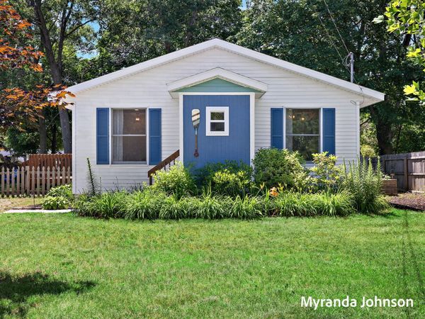 357 S Lake Avenue, Spring Lake, MI 49456