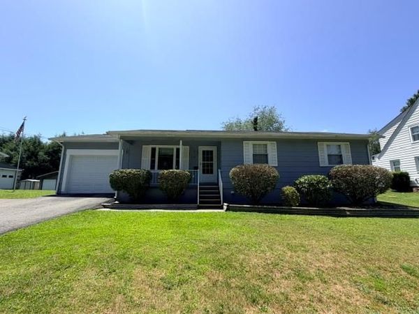 268 Mt. Tabor Rd, BECKLEY, WV 25801