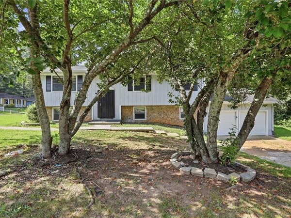 6047 Marbut Road , Lithonia, GA 30058