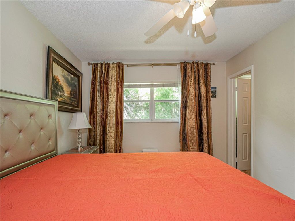 923 22nd Place, Unit 219, Vero Beach, FL 32960 Photo