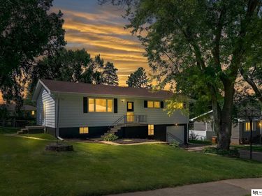 1705 Terry Avenue, Bellevue, NE 68005
