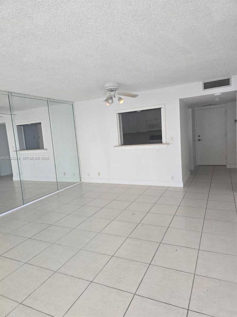 1901 Brickell Ave , Unit B1007, Miami, FL 33129 Photo
