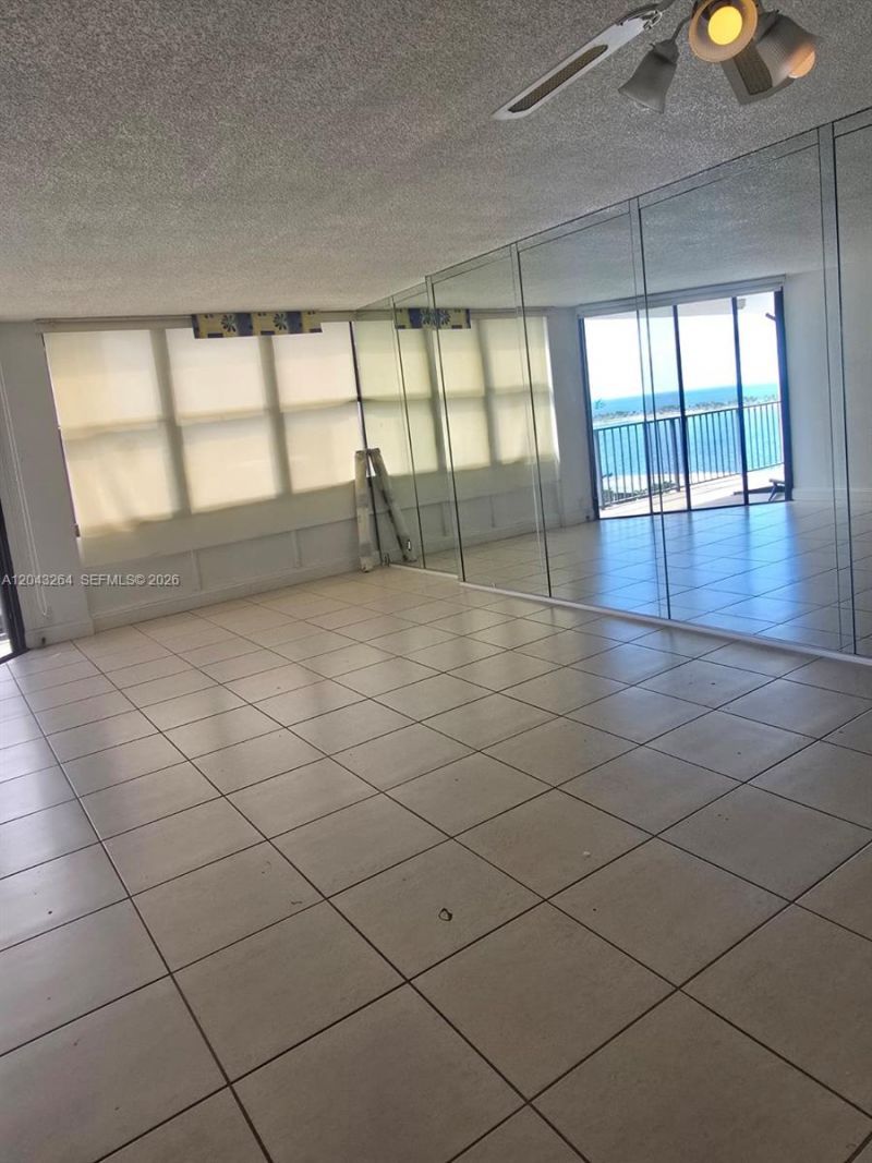 1901 Brickell Ave , Unit B1007, Miami, FL 33129 Photo