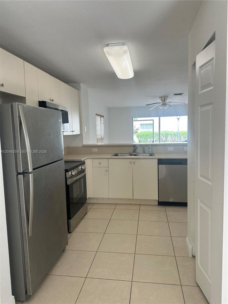 2615 SW 100th Ave, Unit 2615, Miramar, FL 33025 Photo