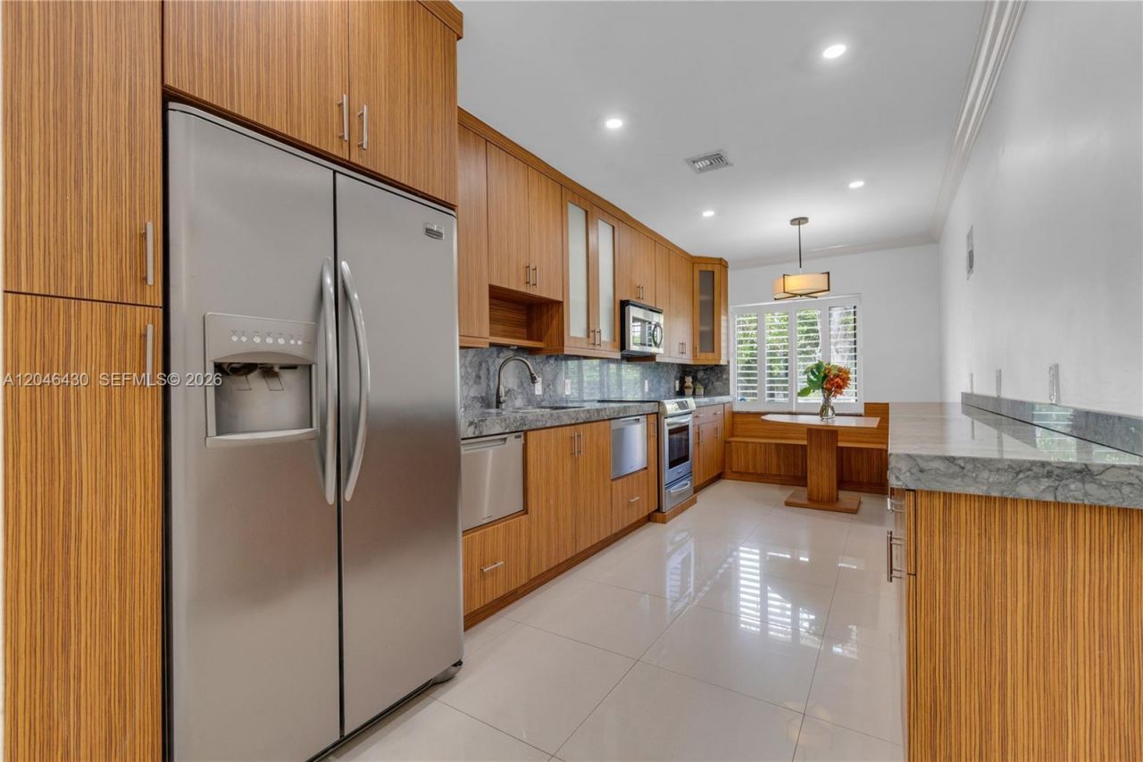 549 NE 12th Ave , Unit 1, Fort Lauderdale, FL 33301 Photo