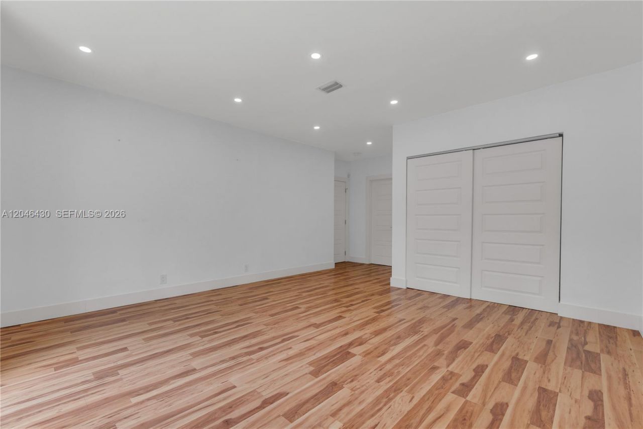 549 NE 12th Ave , Unit 1, Fort Lauderdale, FL 33301 Photo