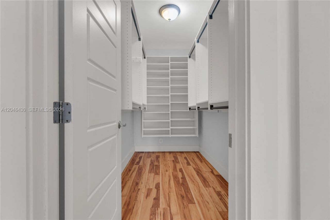 549 NE 12th Ave , Unit 1, Fort Lauderdale, FL 33301 Photo