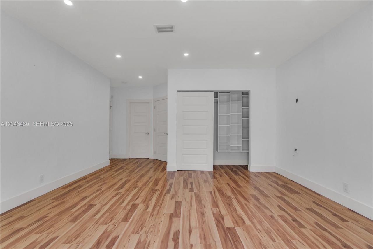 549 NE 12th Ave , Unit 1, Fort Lauderdale, FL 33301 Photo