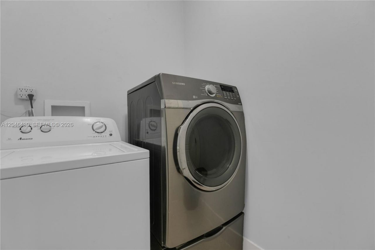 549 NE 12th Ave , Unit 1, Fort Lauderdale, FL 33301 Photo