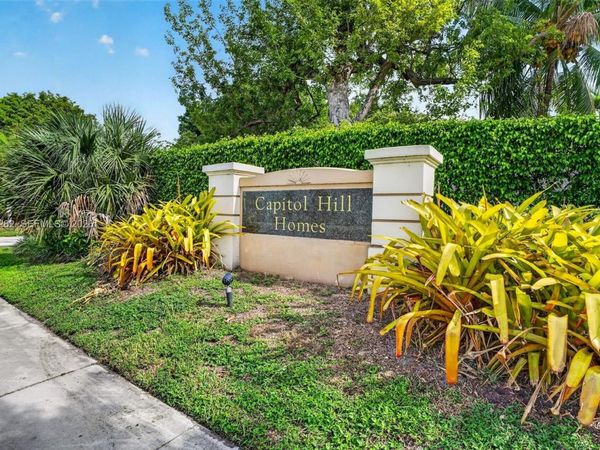 4495 NW 99th Ave, Sunrise, FL 33351