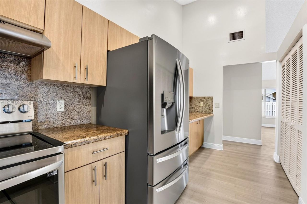 4495 NW 99th Ave, Sunrise, FL 33351 Photo