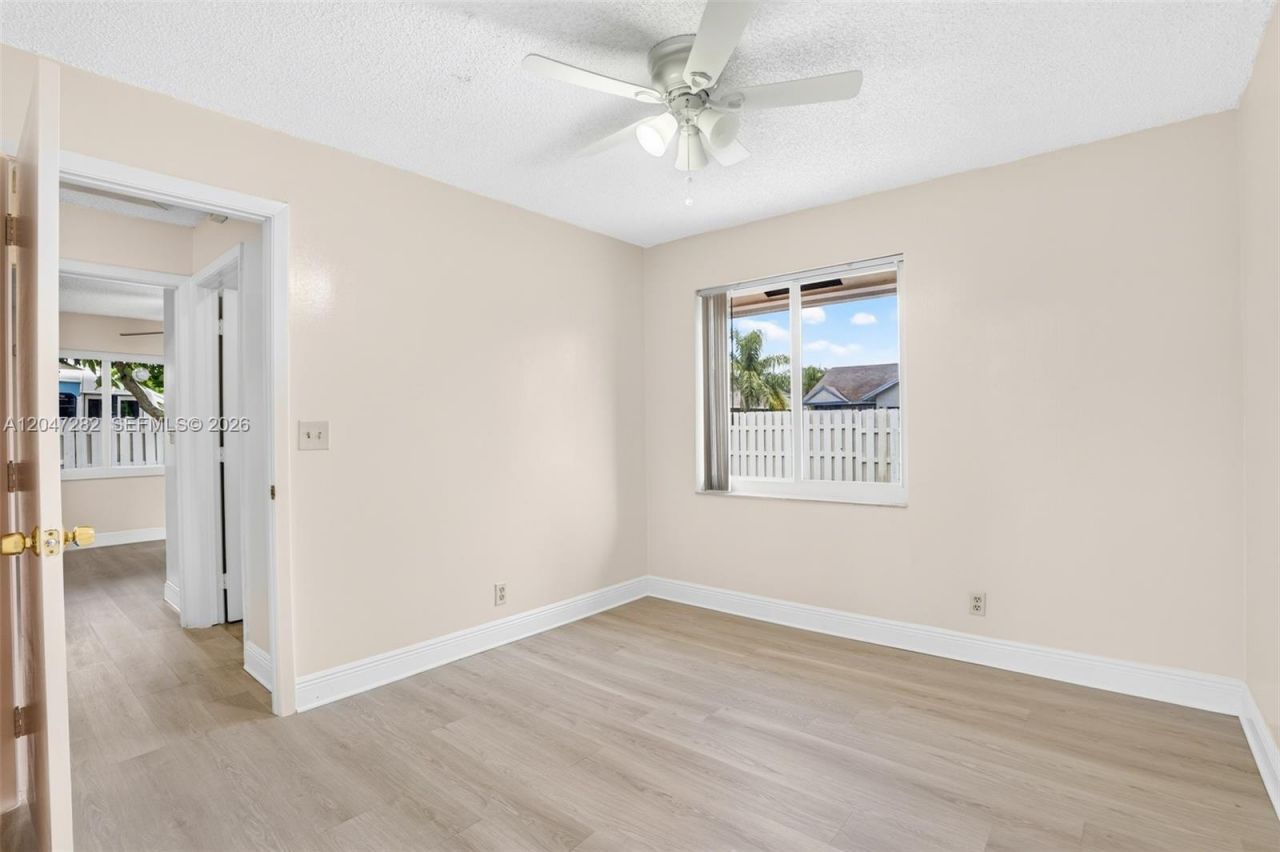 4495 NW 99th Ave, Sunrise, FL 33351 Photo