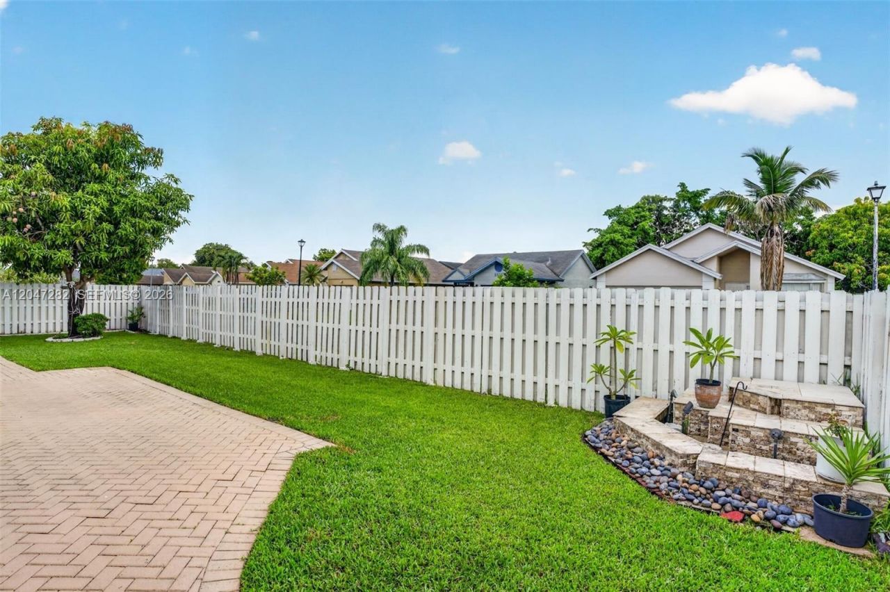 4495 NW 99th Ave, Sunrise, FL 33351 Photo
