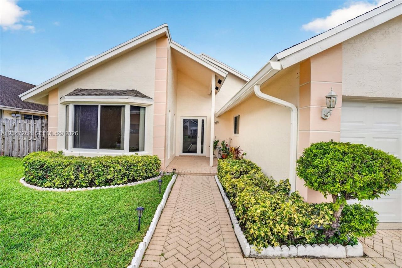 4495 NW 99th Ave, Sunrise, FL 33351 Photo
