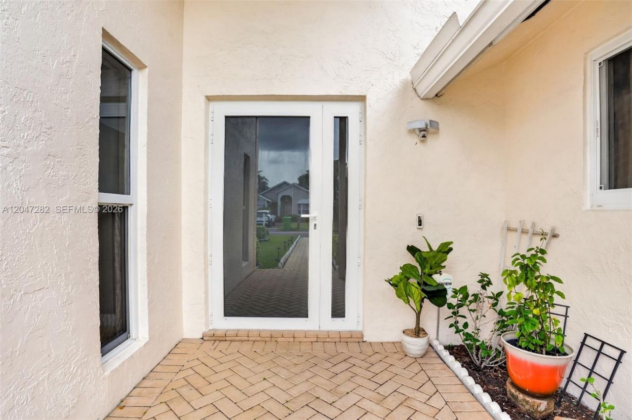 4495 NW 99th Ave, Sunrise, FL 33351 Photo