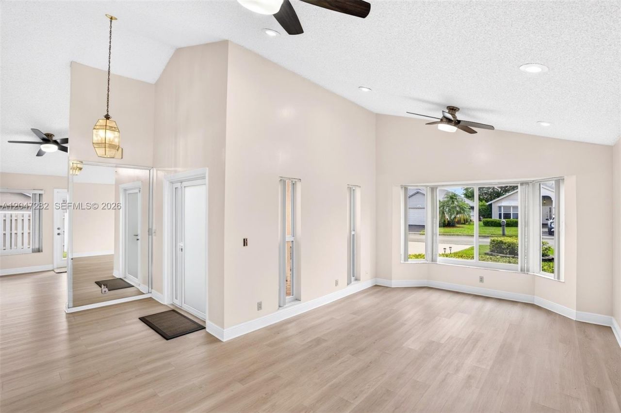 4495 NW 99th Ave, Sunrise, FL 33351 Photo