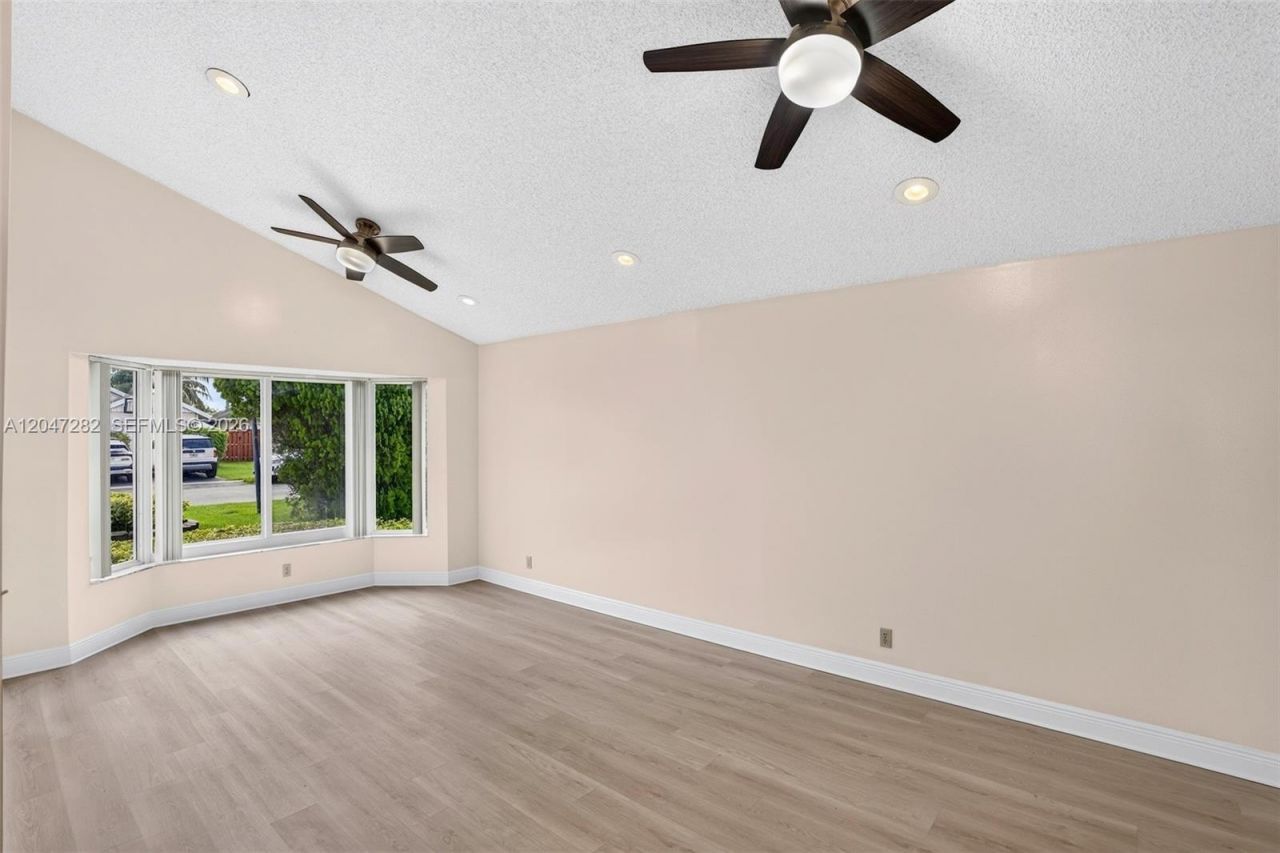 4495 NW 99th Ave, Sunrise, FL 33351 Photo